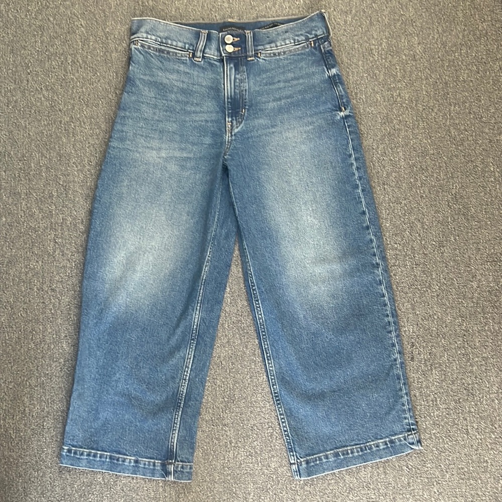 BANANA REPUBLIC Womens High Rise Wide Leg Crop Denim Medium Wash Size 28